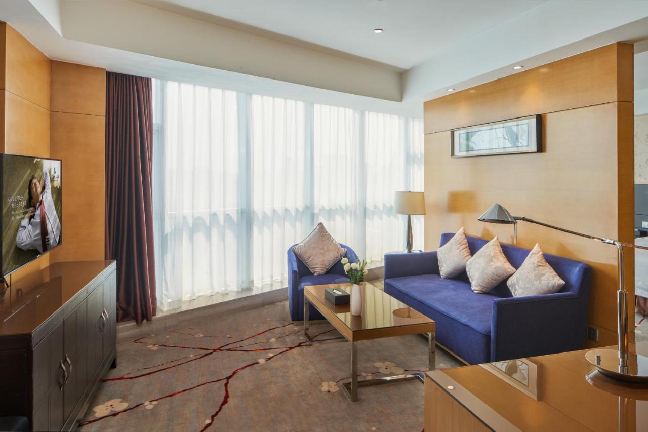 Yueyang Grand Skylight Hotel Екстериор снимка
