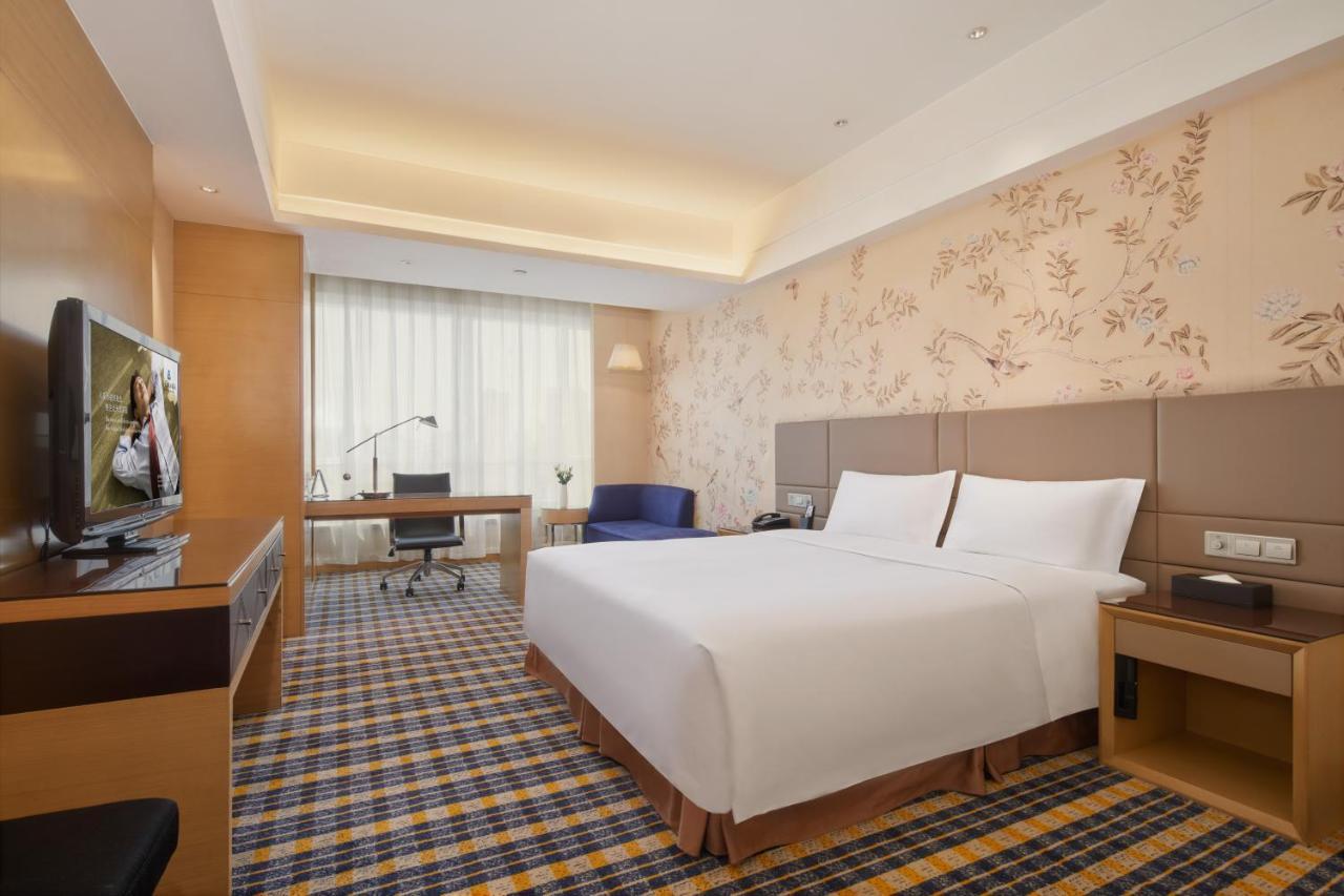 Yueyang Grand Skylight Hotel Екстериор снимка