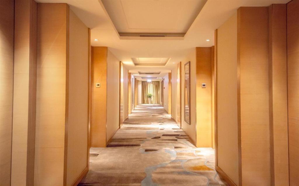 Yueyang Grand Skylight Hotel Екстериор снимка