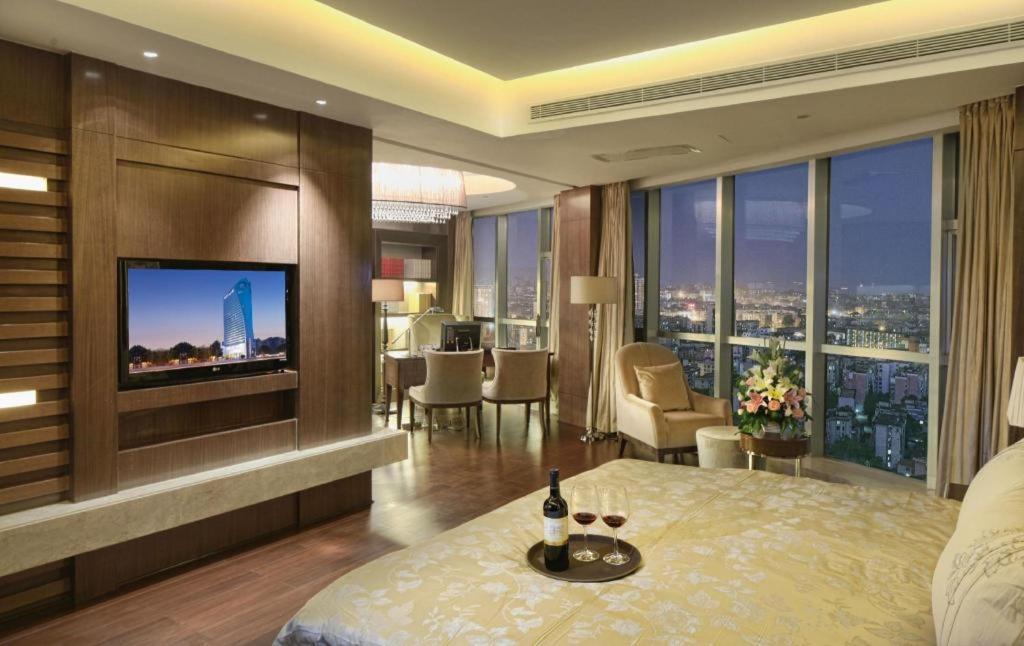 Yueyang Grand Skylight Hotel Екстериор снимка